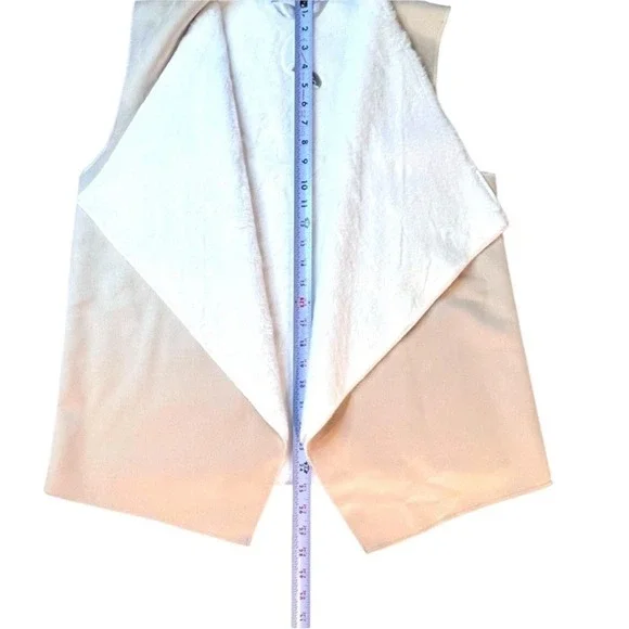 The Royal Standard Larson Oversized Vest, Color Cream and white, Size S/M‎ - Picture 8 of 10